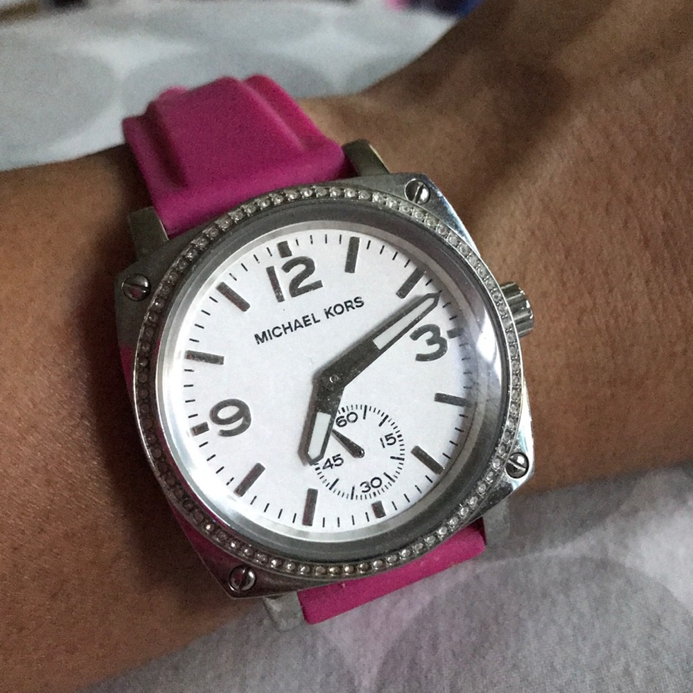 Hot pink 🎀 Michael Kors watch